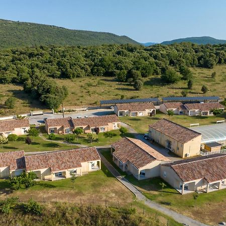 Park&Suites Village Gorges de l'Hérault-Cévennes Brissac Exterior foto